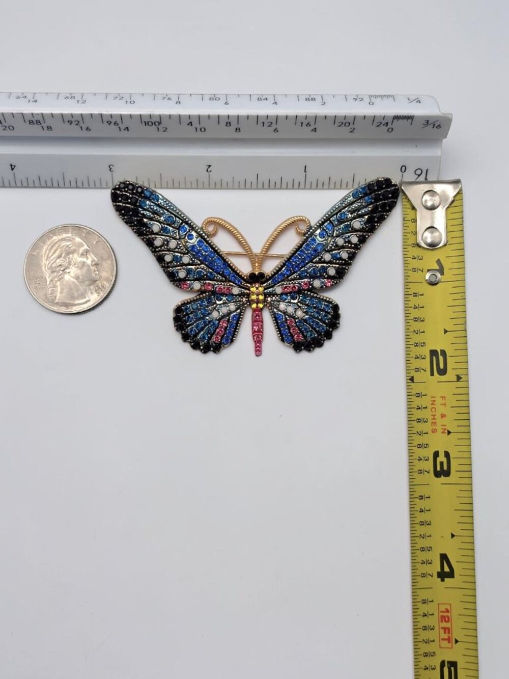 Vintage Gold Tone Blue Pink Rhinestone Swallowtail Butterfly Brooch Pin - Picture 3 of 3